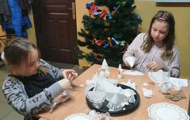 Grudniowe dni w świetlicy w Mażanach 12