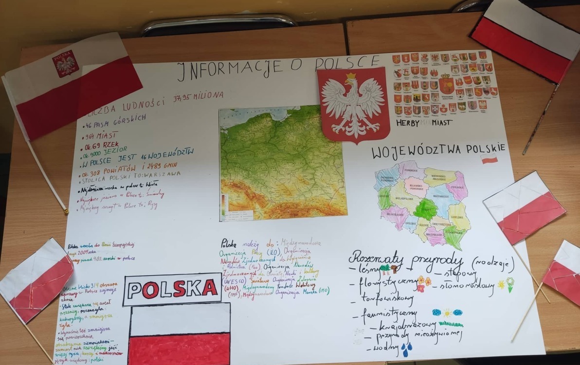 Zdjęcie do Maj w Świetlicy Wiejskiej w Mażanach